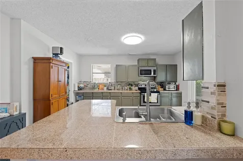 8 Wood Street Oviedo FL 32765