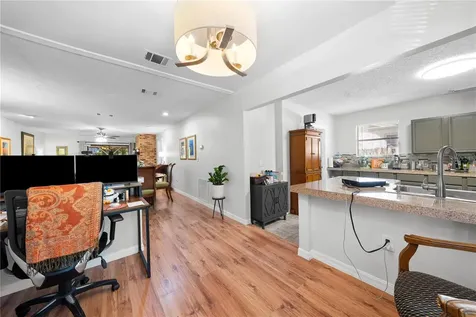 8 Wood Street Oviedo FL 32765