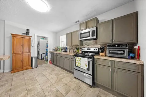 8 Wood Street Oviedo FL 32765