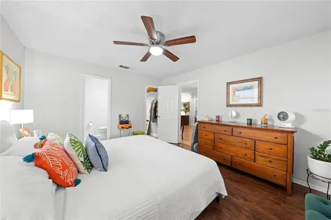8 Wood Street Oviedo FL 32765