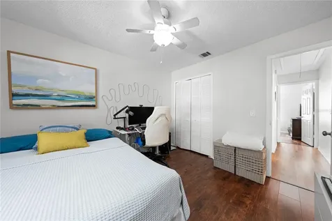8 Wood Street Oviedo FL 32765