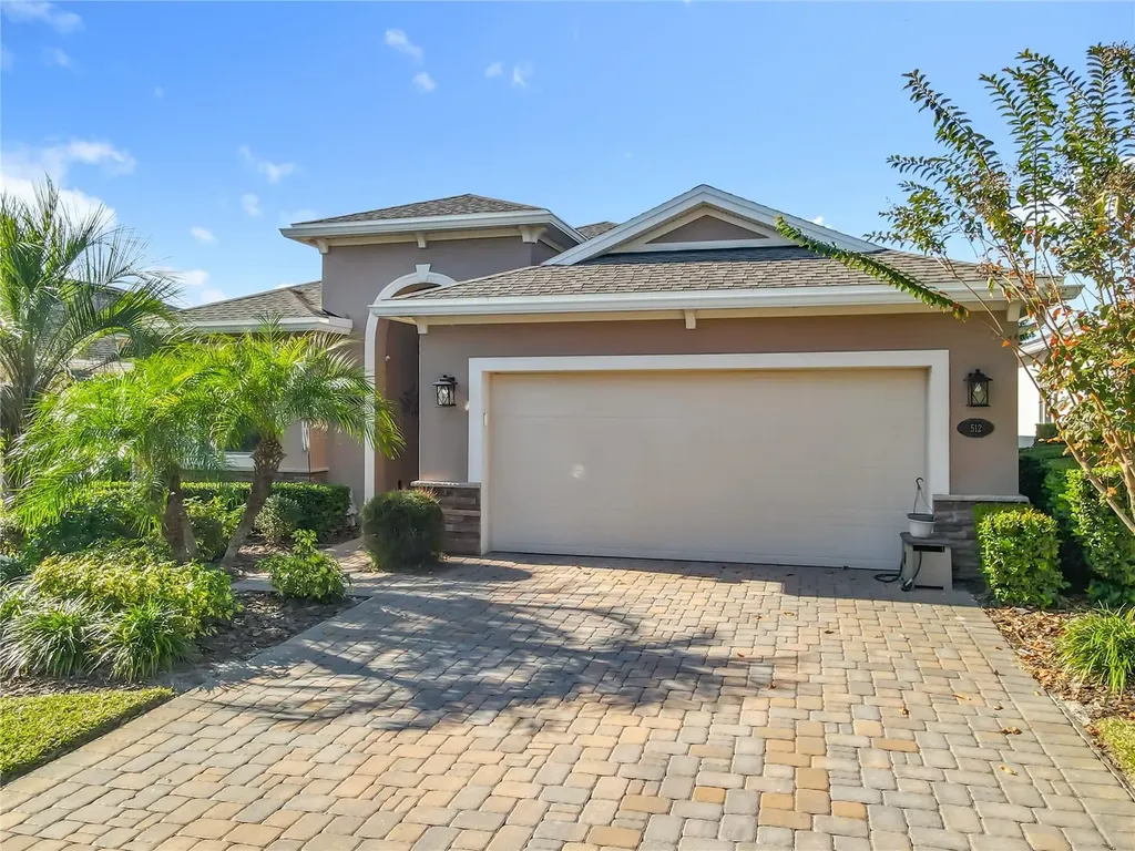 512 Adenmore Terrace Deland FL 32724