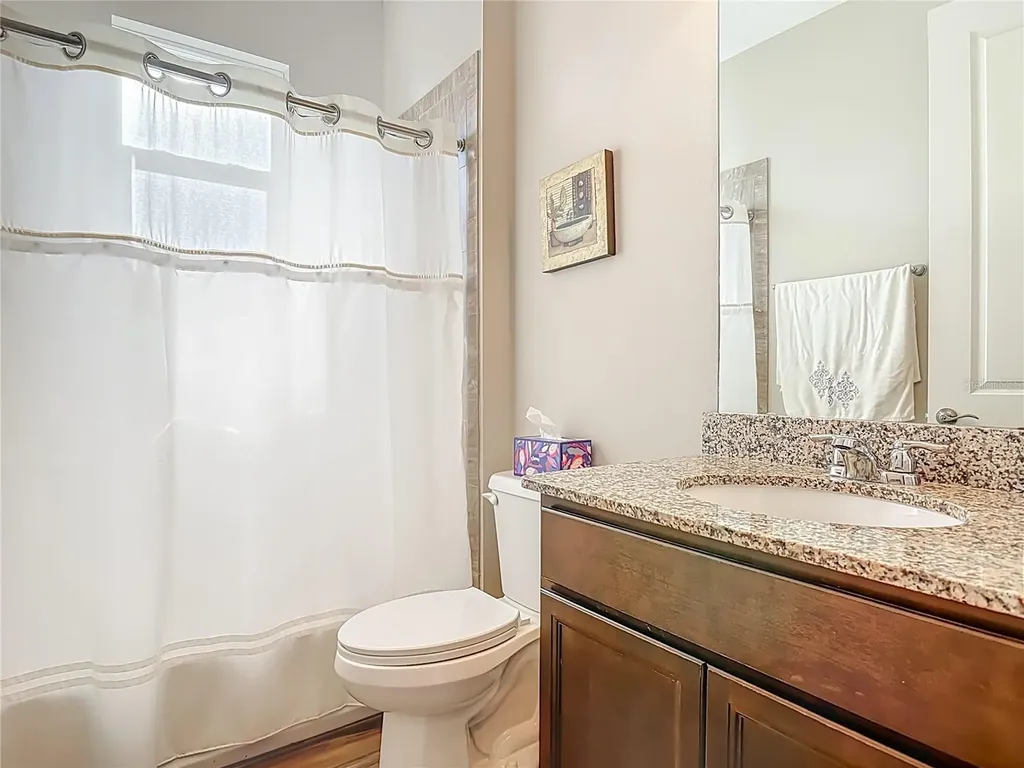 512 Adenmore Terrace Deland FL 32724