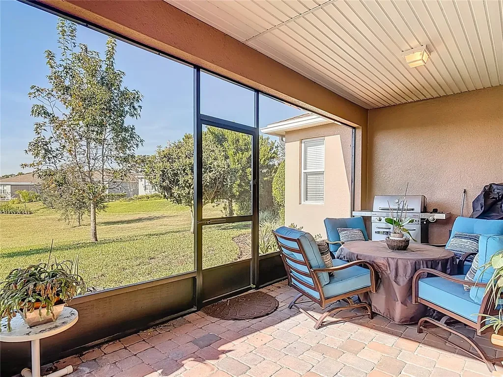 512 Adenmore Terrace Deland FL 32724