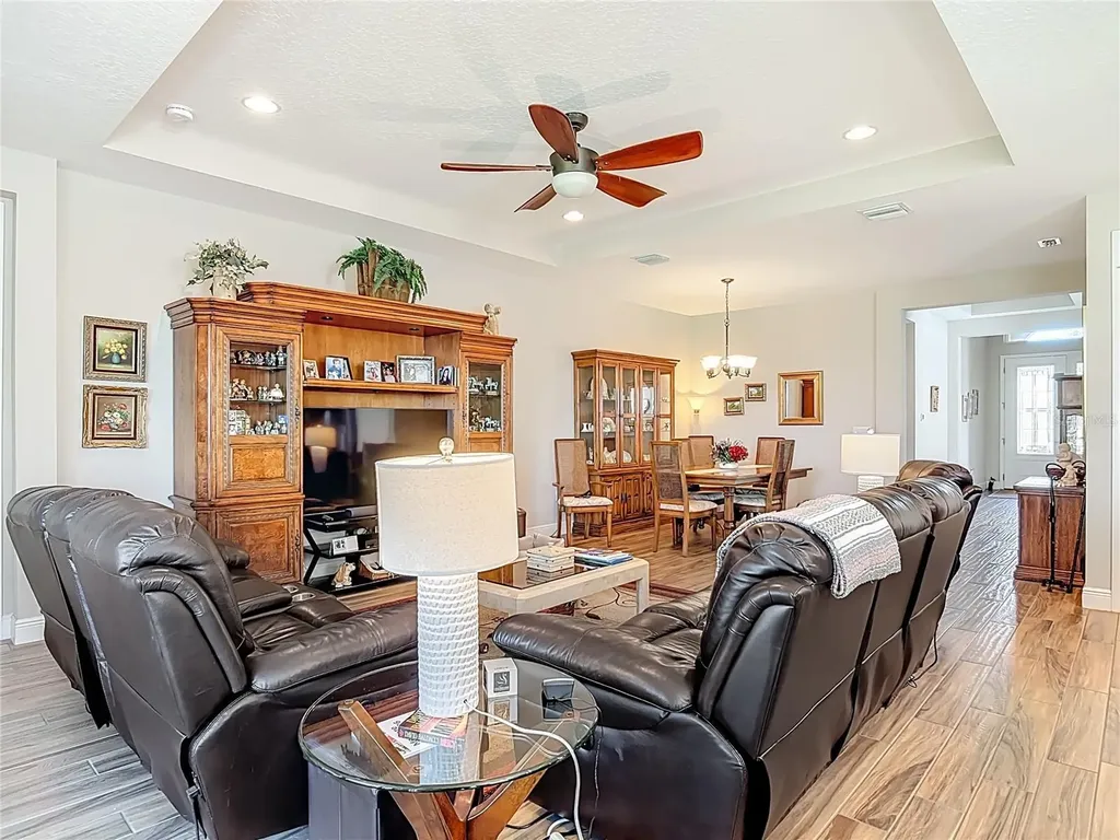 512 Adenmore Terrace Deland FL 32724