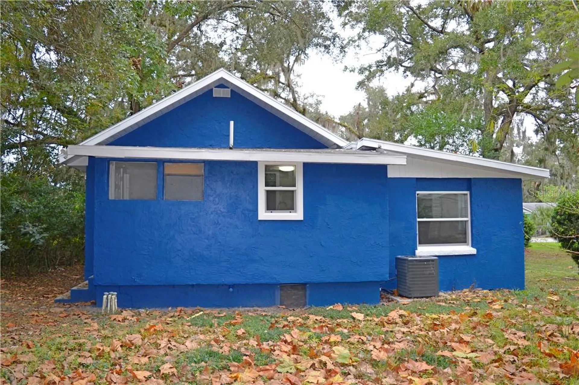 647 S Delaware Avenue Deland FL 32720