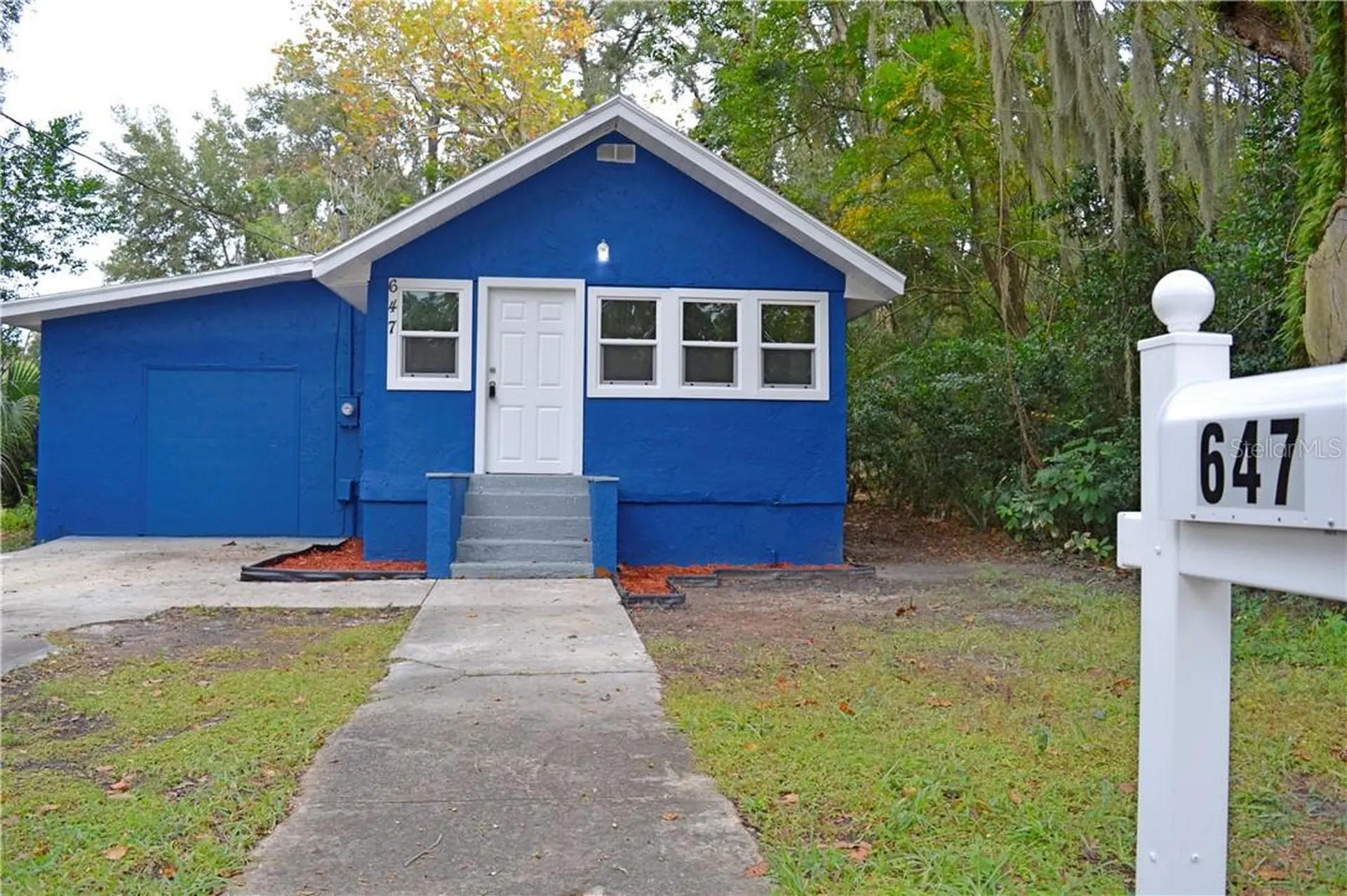 647 S Delaware Avenue Deland FL 32720