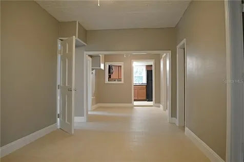 647 S Delaware Avenue Deland FL 32720