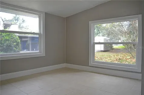 647 S Delaware Avenue Deland FL 32720