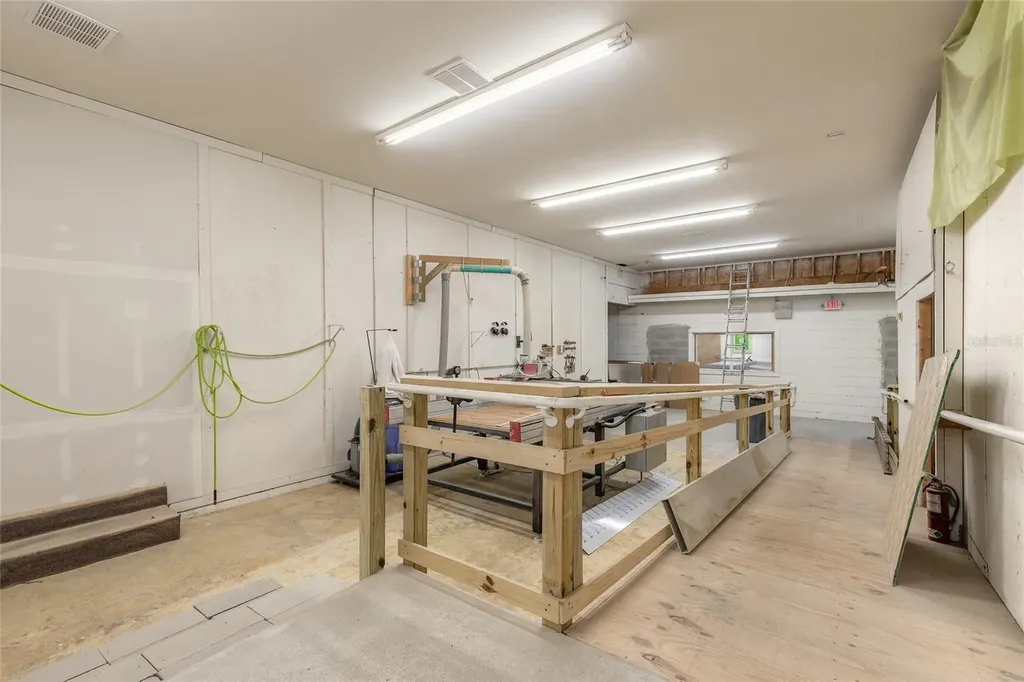 529 Ridgewood Avenue Daytona Beach FL 32117