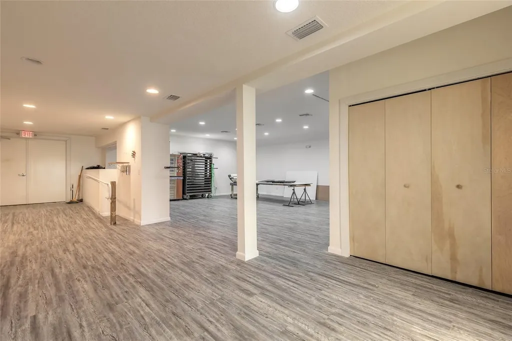 529 Ridgewood Avenue Daytona Beach FL 32117