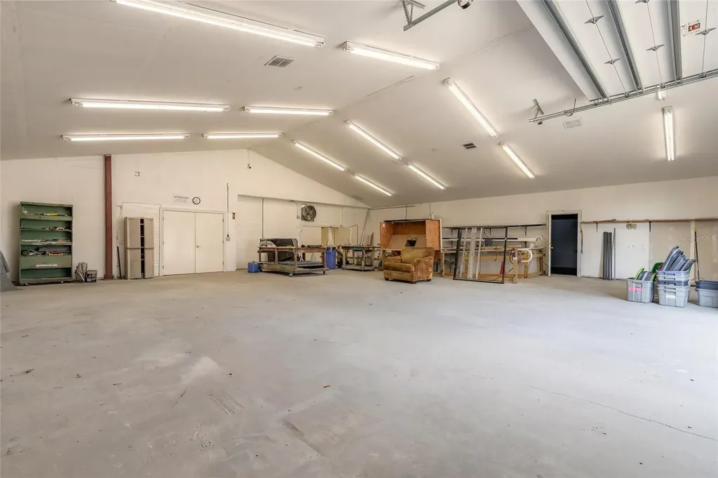 529 Ridgewood Avenue Daytona Beach FL 32117