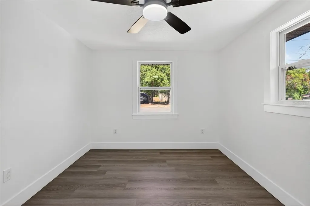 2409 Garbelia Avenue Orlando FL 32817