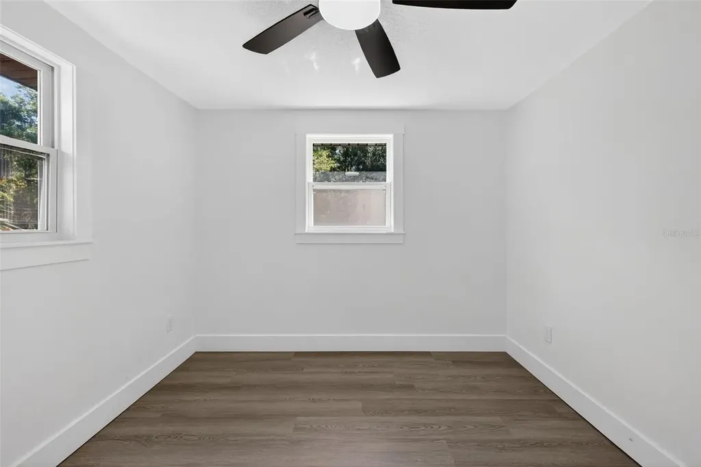 2409 Garbelia Avenue Orlando FL 32817