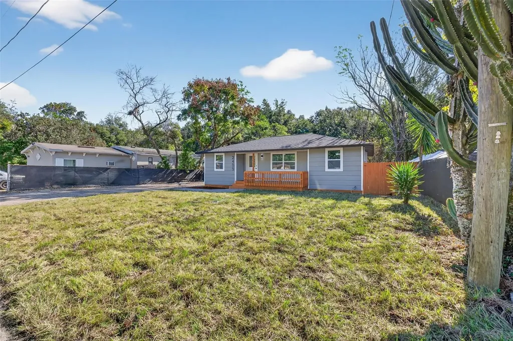 2409 Garbelia Avenue Orlando FL 32817