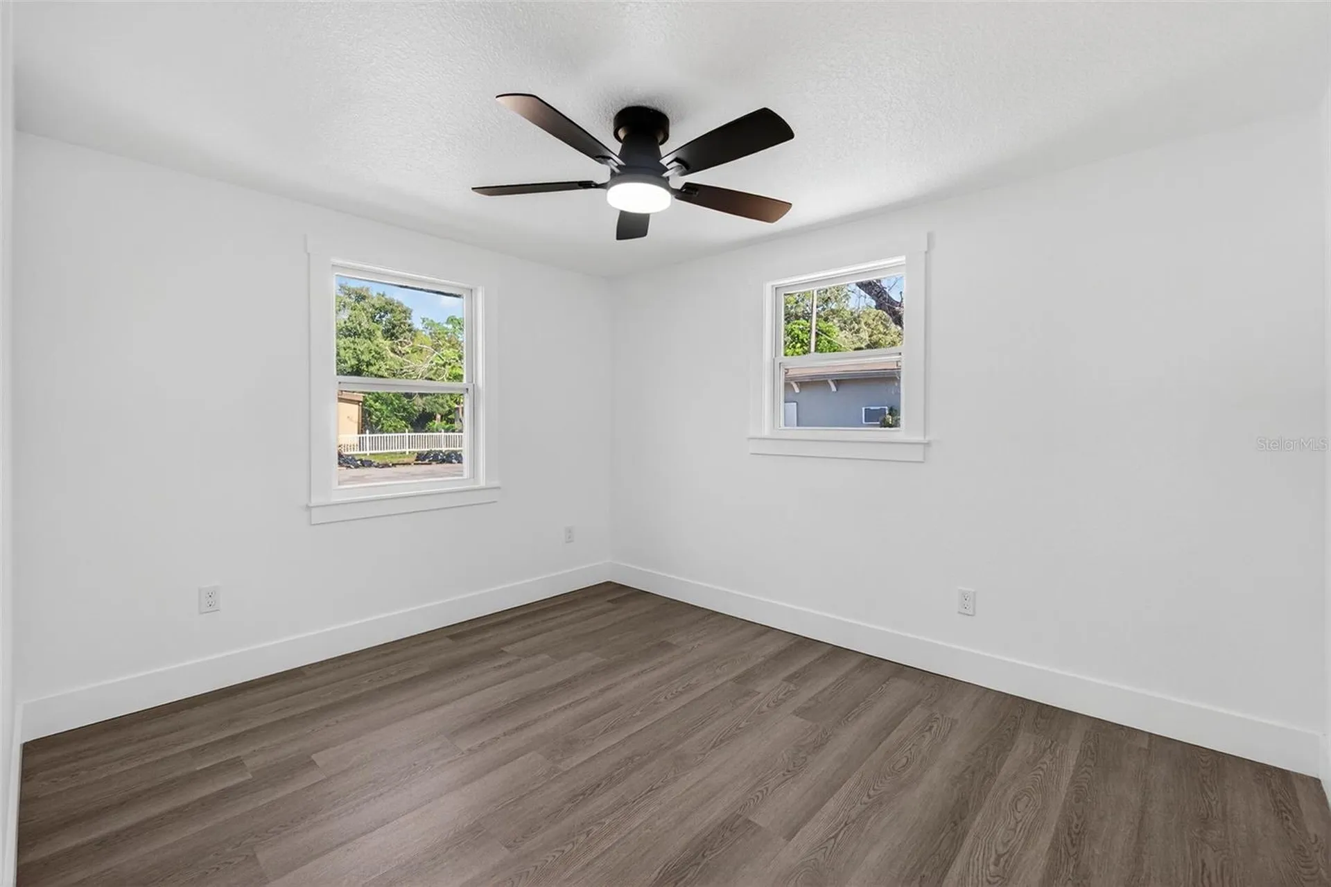 2409 Garbelia Avenue Orlando FL 32817