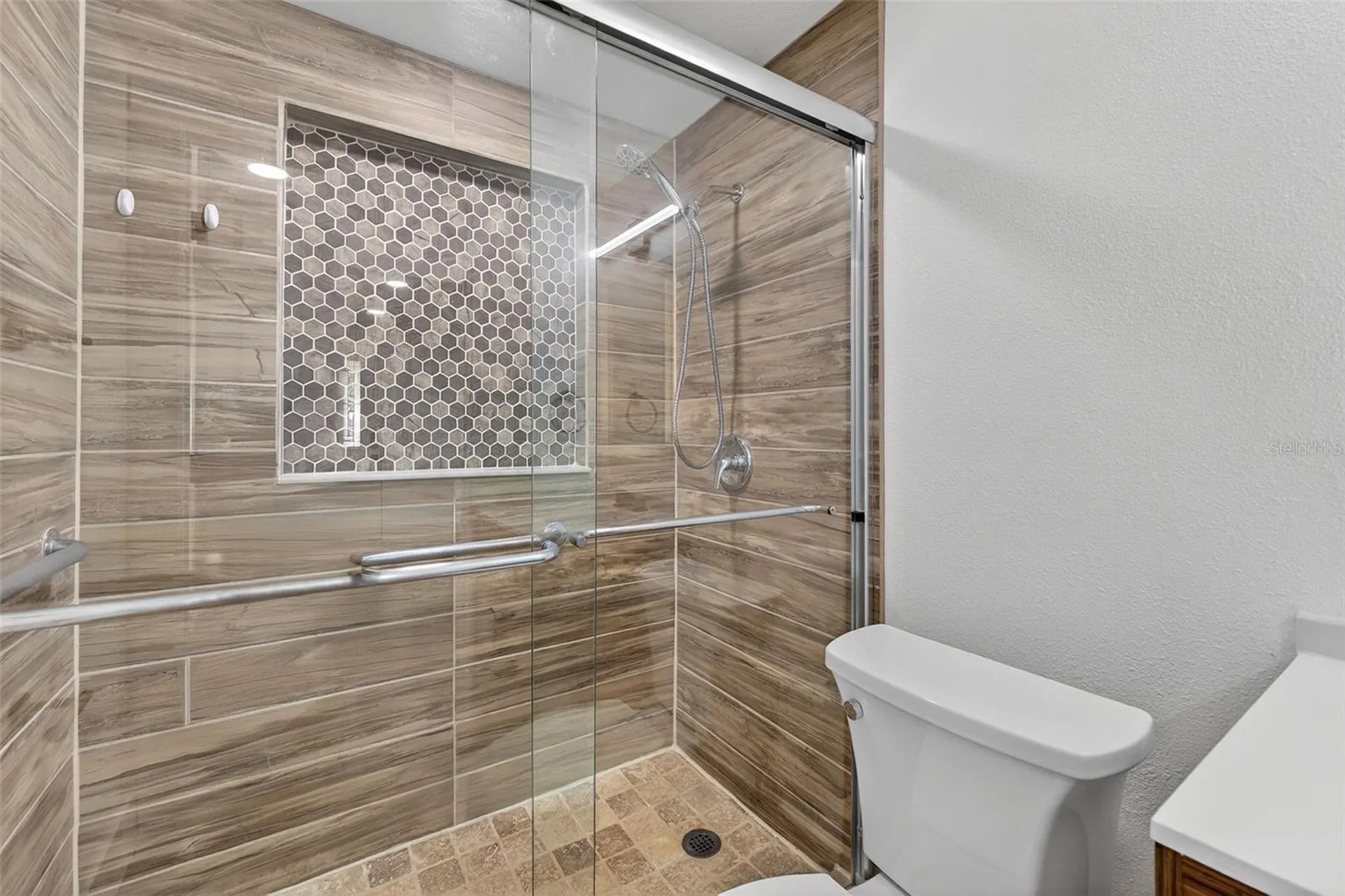 2409 Garbelia Avenue Orlando FL 32817