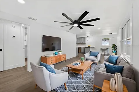 2409 Garbelia Avenue Orlando FL 32817