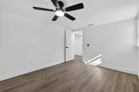 2409 Garbelia Avenue Orlando FL 32817