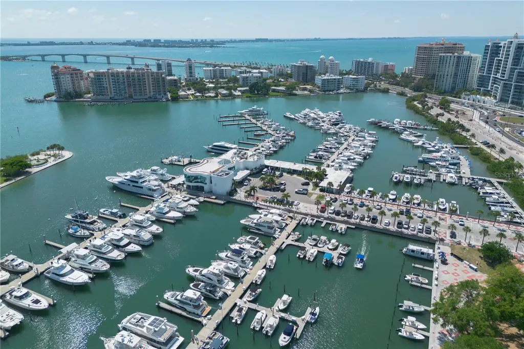 1035 Seaside Drive Sarasota FL 34242