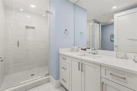 1035 Seaside Drive Sarasota FL 34242