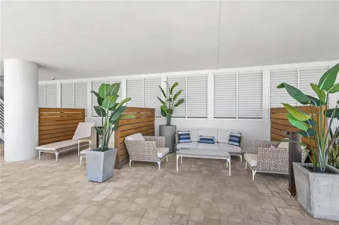 1035 Seaside Drive Sarasota FL 34242