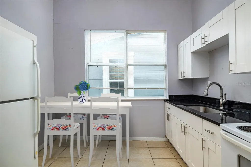 2531 W Cherry Street Tampa FL 33607