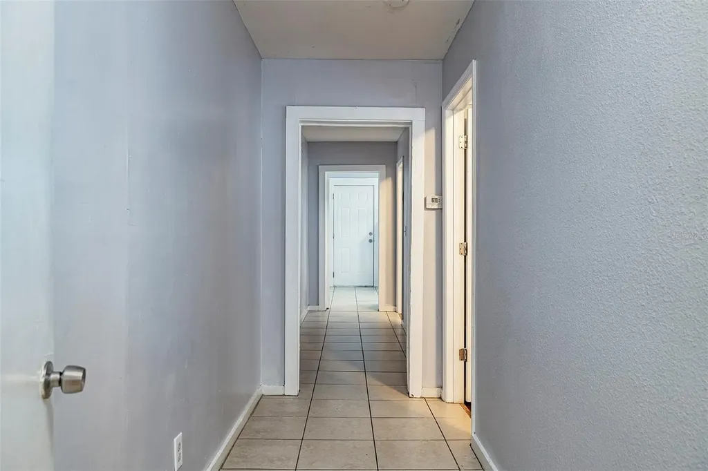 2531 W Cherry Street Tampa FL 33607