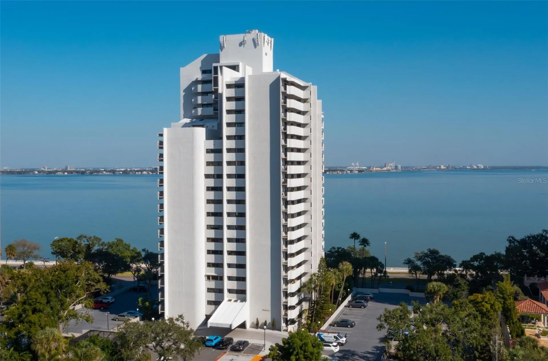 4141 Bayshore Boulevard Tampa FL 33611