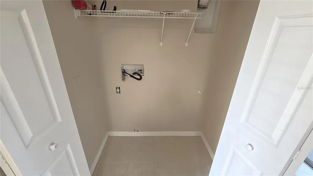 1302 Denman Court Wesley Chapel FL 33543
