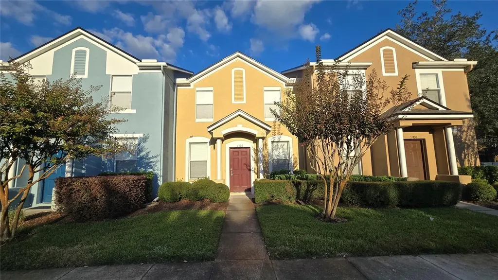 1302 Denman Court Wesley Chapel FL 33543