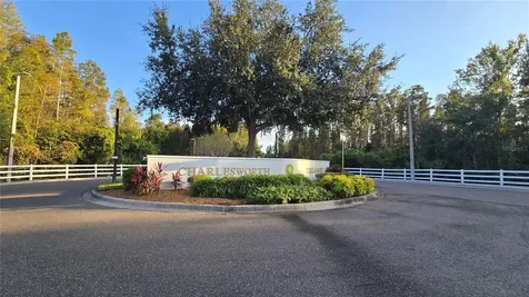 1302 Denman Court Wesley Chapel FL 33543