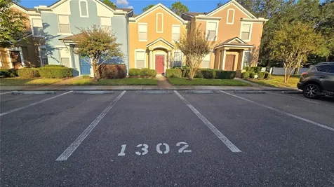 1302 Denman Court Wesley Chapel FL 33543