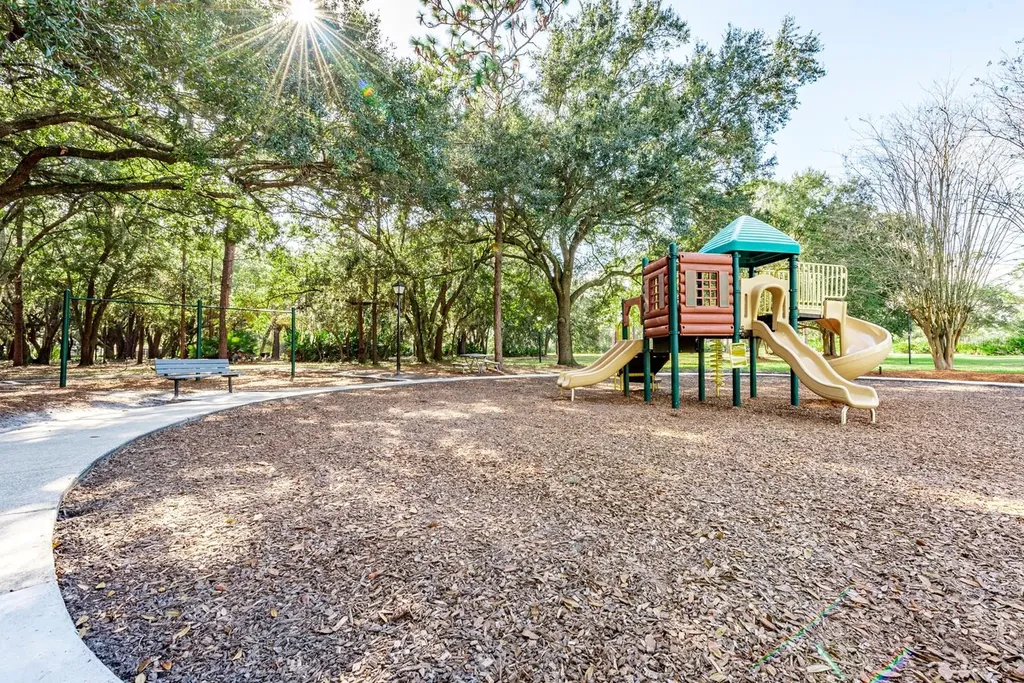 14301 Roxshire Drive Orlando FL 32837