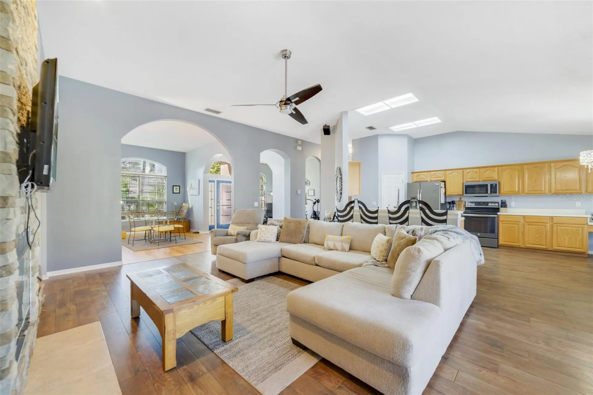 14301 Roxshire Drive Orlando FL 32837