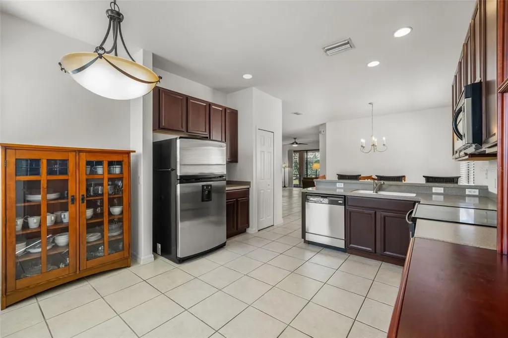 5808 Hidden Falls Lane Apollo Beach FL 33572