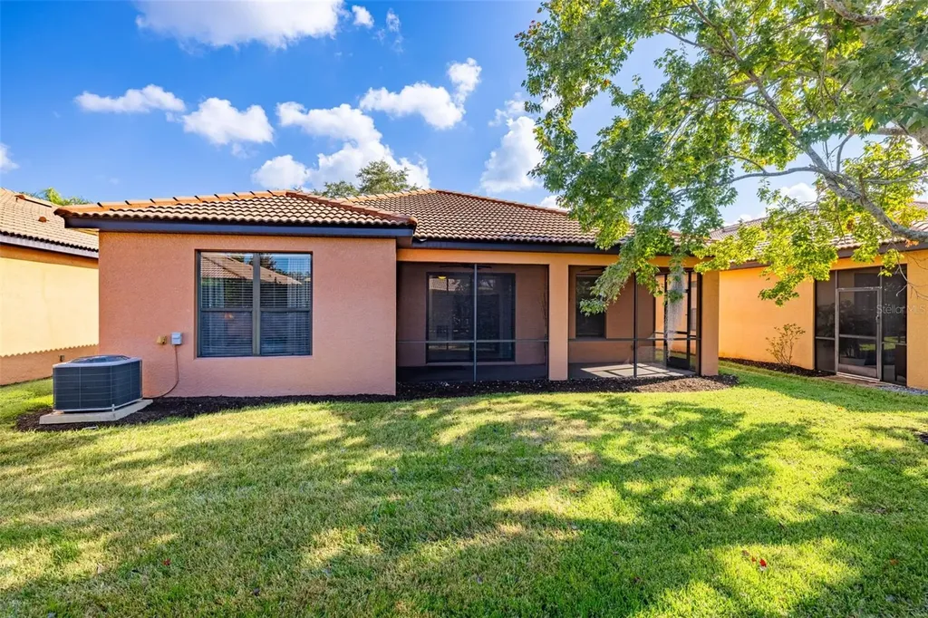 5808 Hidden Falls Lane Apollo Beach FL 33572