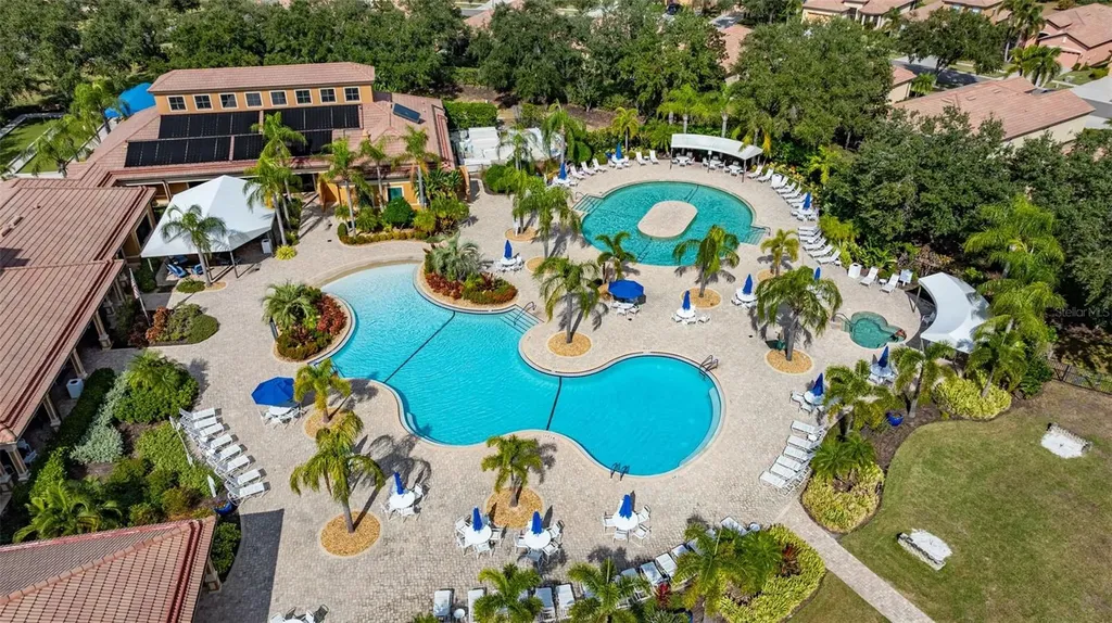 5808 Hidden Falls Lane Apollo Beach FL 33572