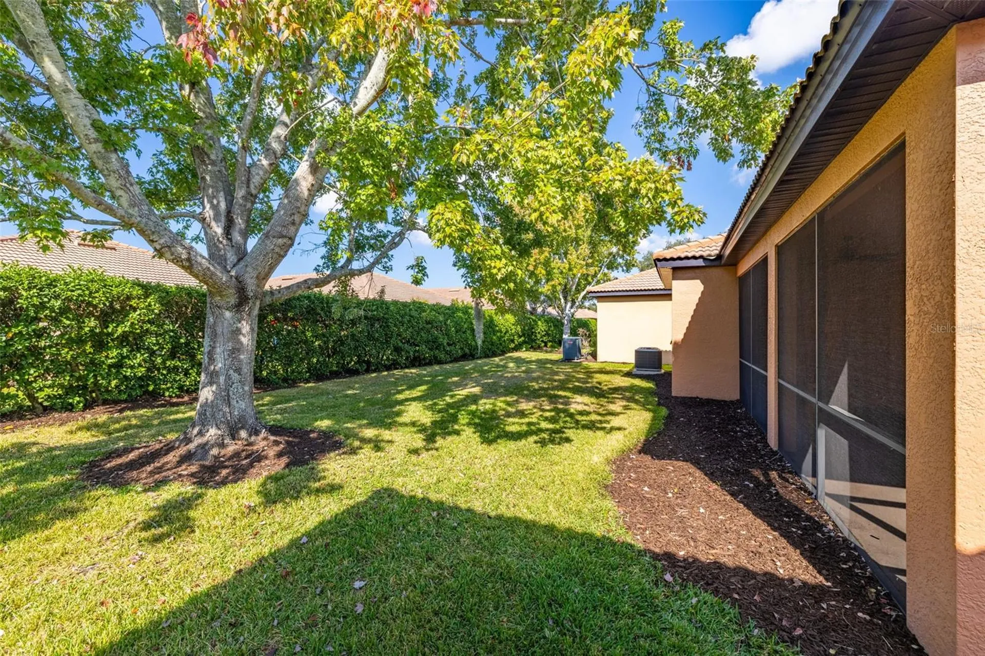 5808 Hidden Falls Lane Apollo Beach FL 33572
