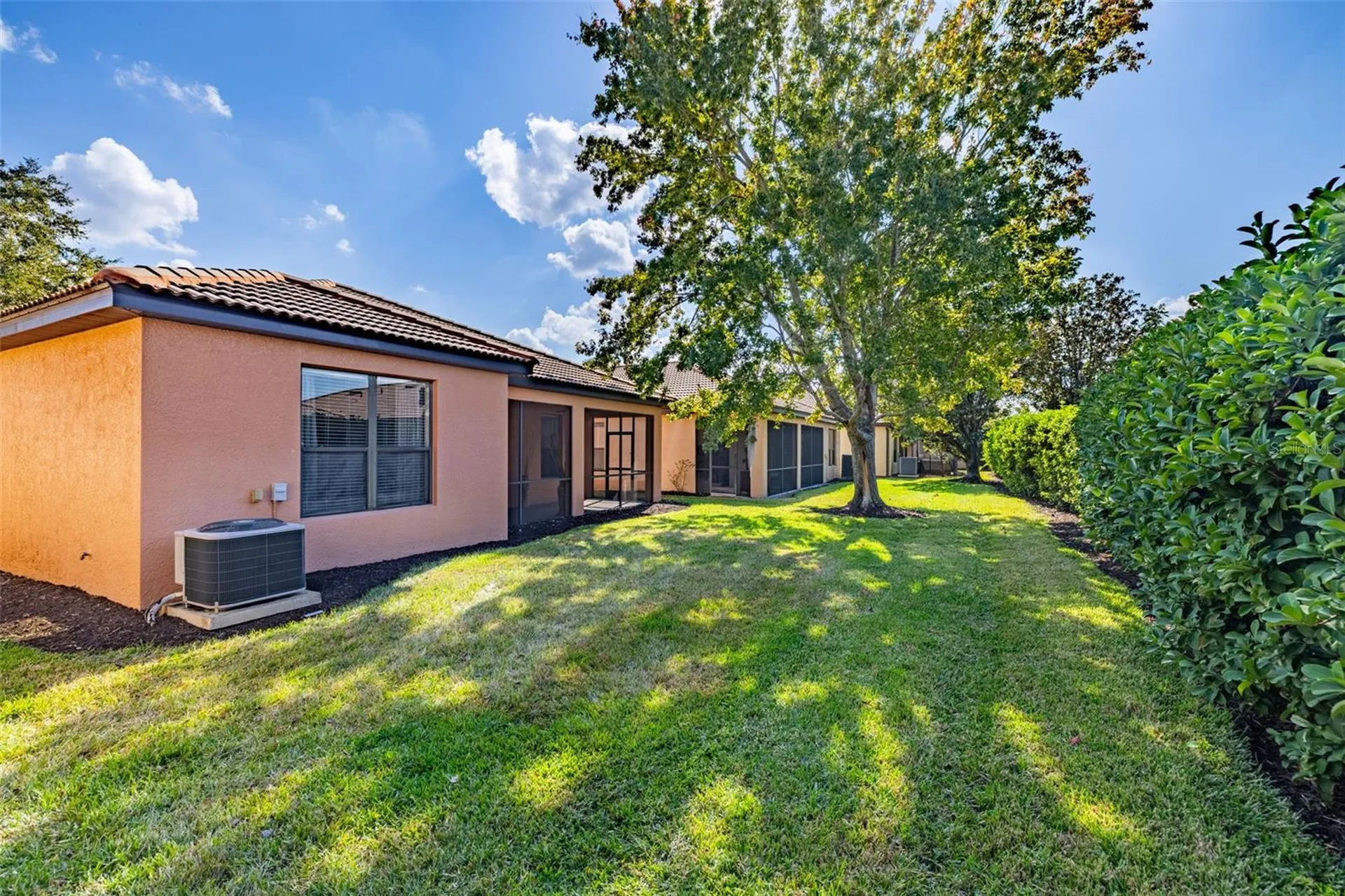 5808 Hidden Falls Lane Apollo Beach FL 33572