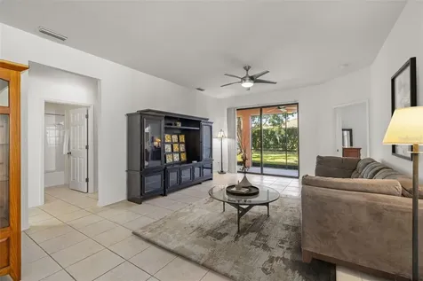 5808 Hidden Falls Lane Apollo Beach FL 33572