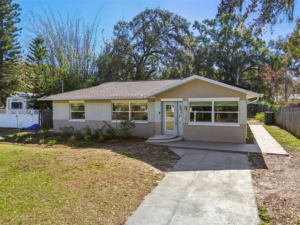 1207 E Crawford Street Tampa FL 33604