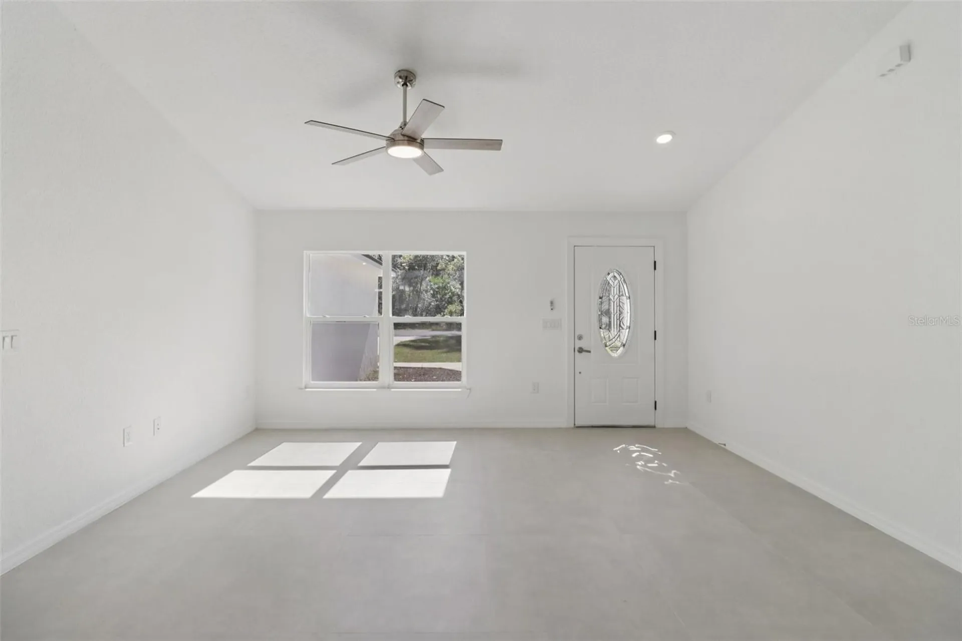 3 Sequoia Drive Trace Ocklawaha FL 32179