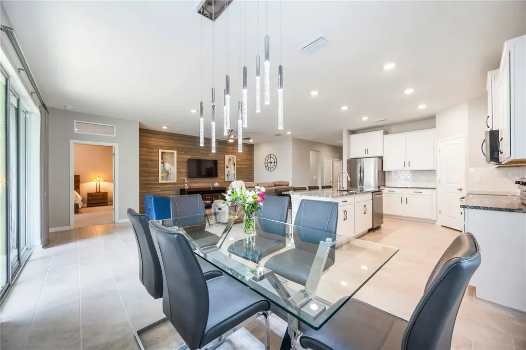 12689 Promenade Estates Boulevard Sarasota FL 34238