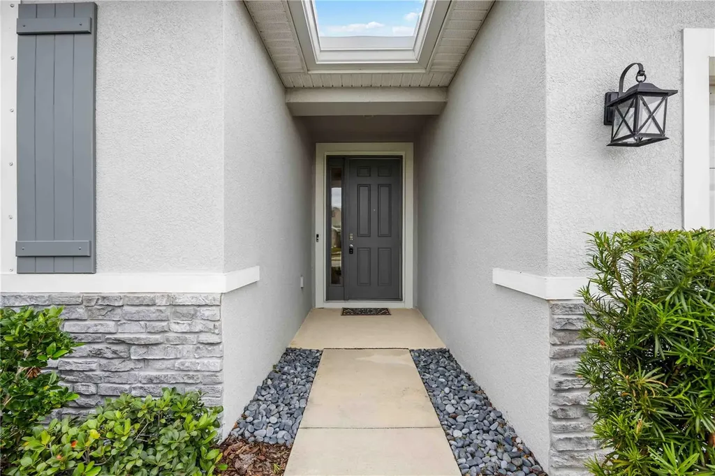 12689 Promenade Estates Boulevard Sarasota FL 34238