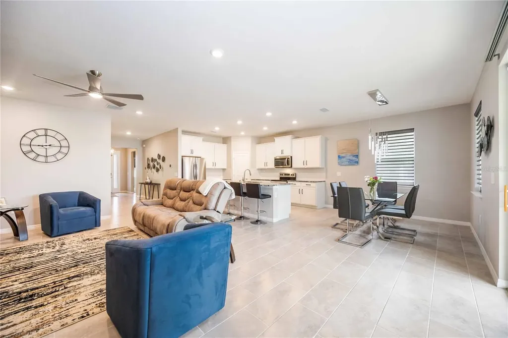 12689 Promenade Estates Boulevard Sarasota FL 34238