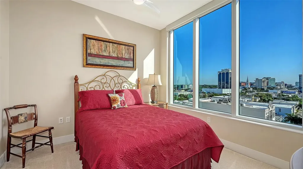 111 S Pineapple Avenue Sarasota FL 34236