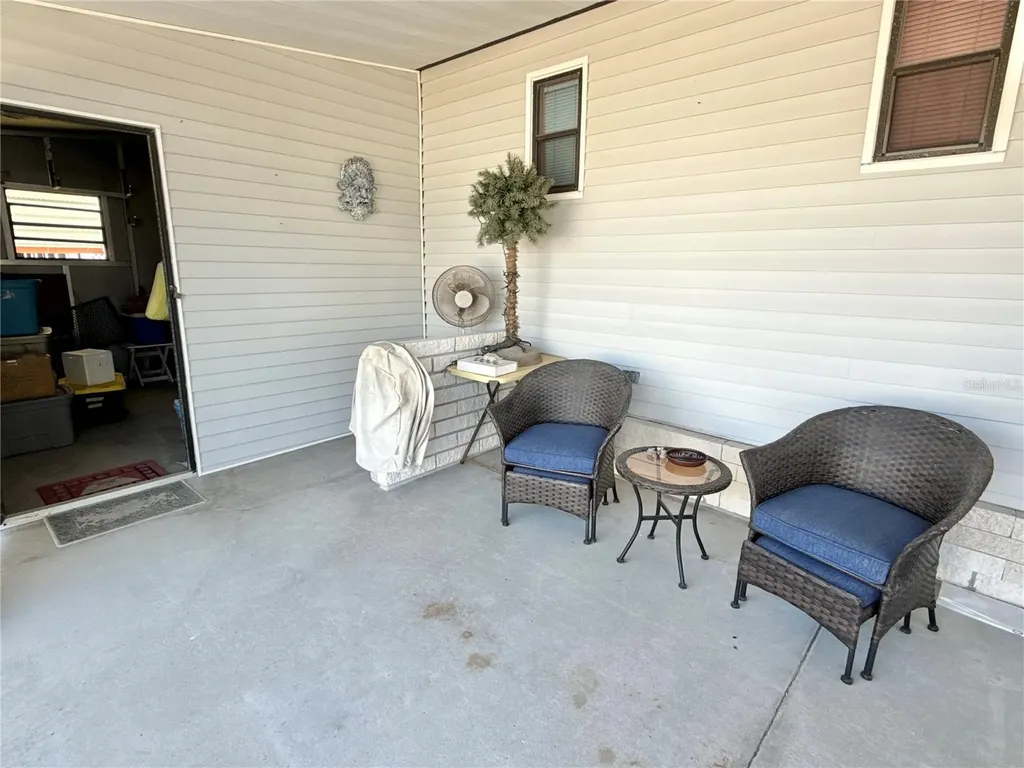 6821 Americana Drive NE St Petersburg FL 33702