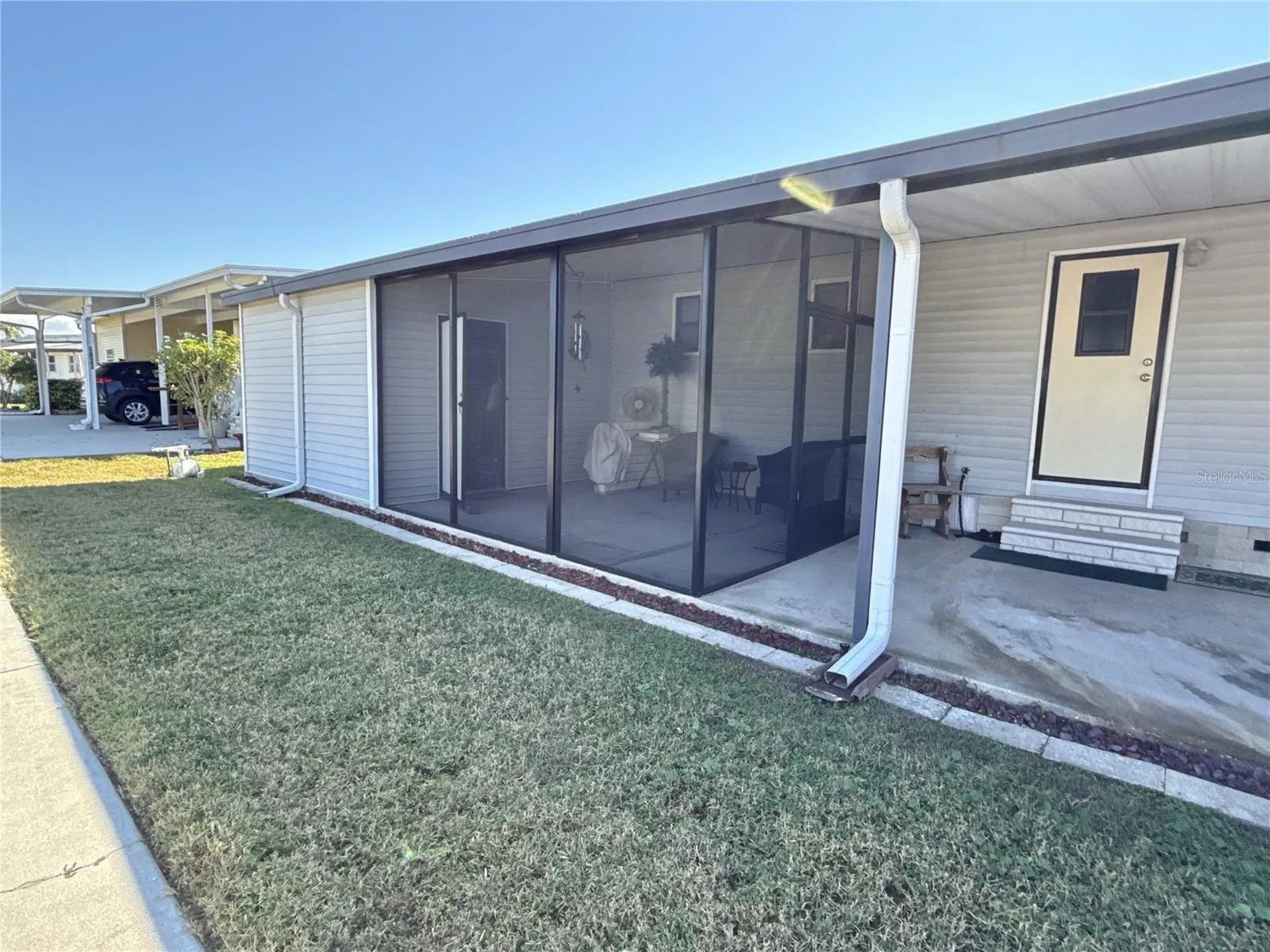 6821 Americana Drive NE St Petersburg FL 33702