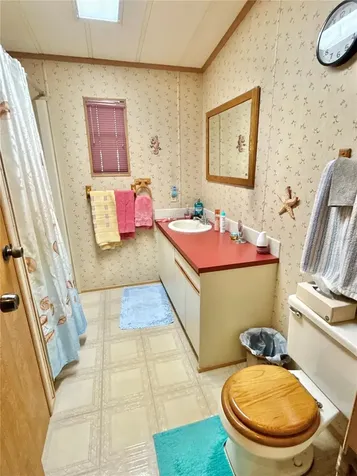 6821 Americana Drive NE St Petersburg FL 33702